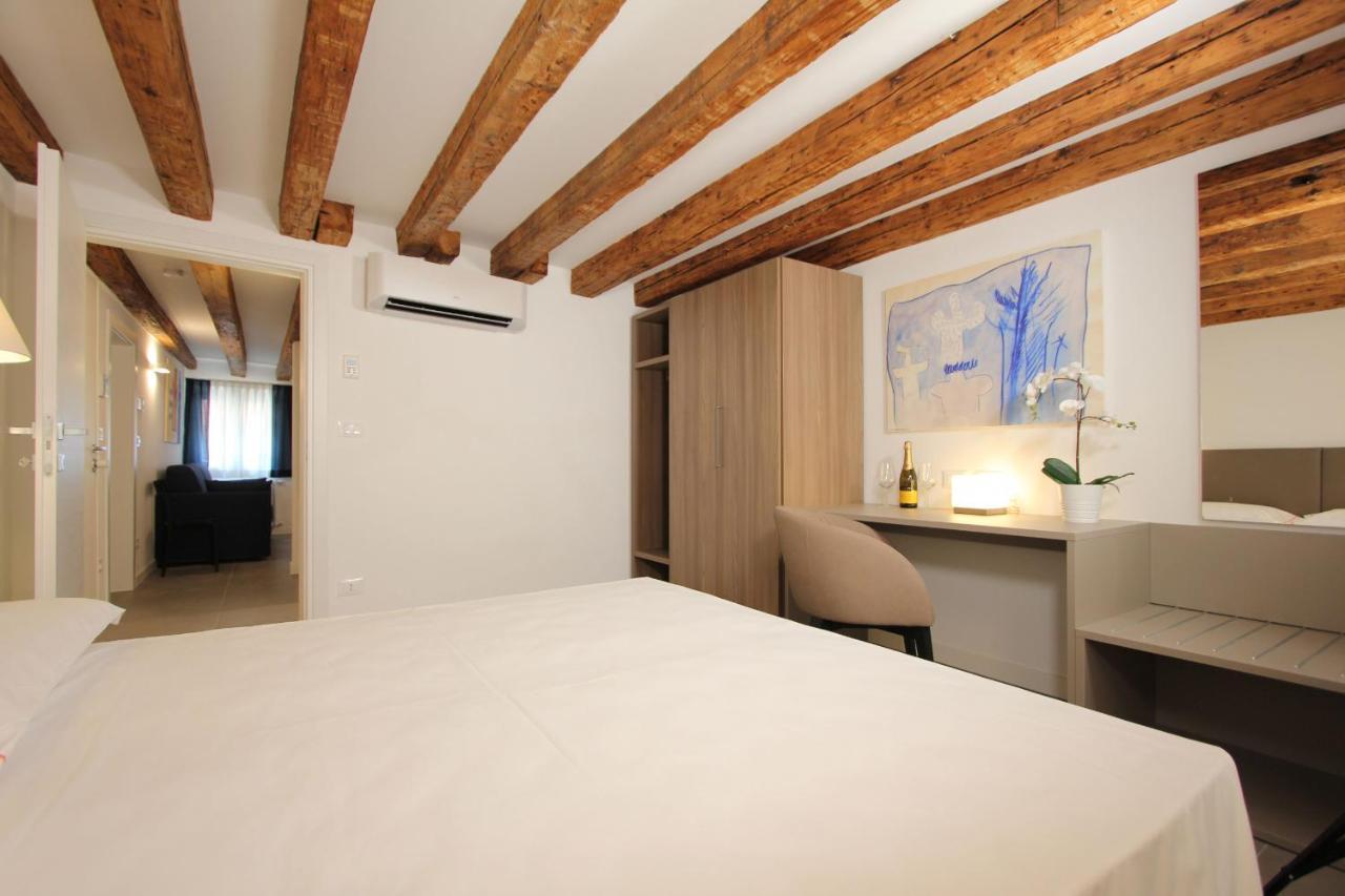 Residence Degli Artisti Venice Exterior photo